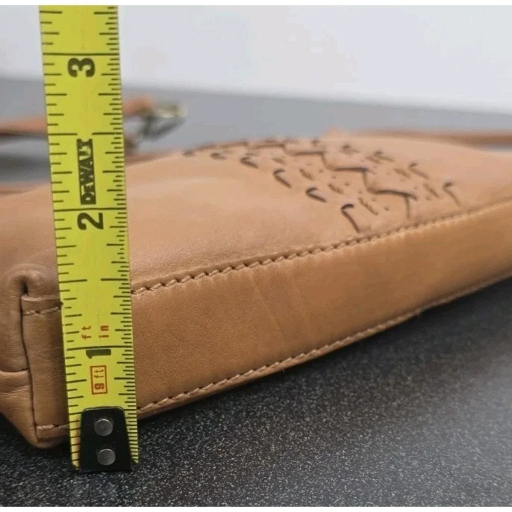 New HOBO‎ Darcy Adjustable Brown Leather Crossbody Harvest Wheat Boho Purse Bag